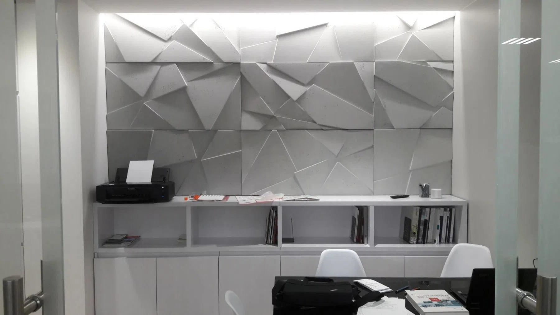 3D Concrete Wall Panels CRYSTAL in modern office | DecorMania UK