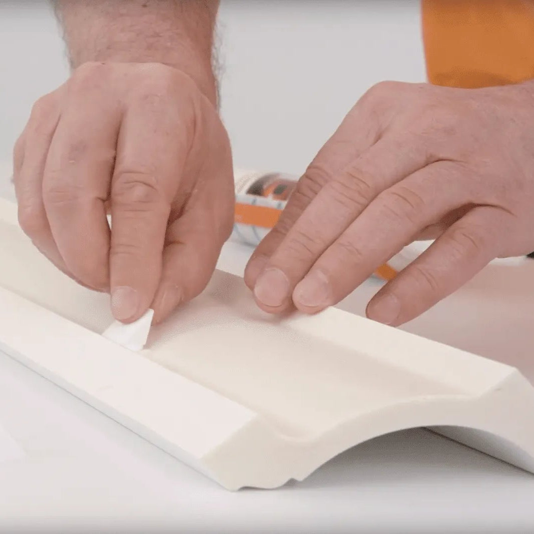 ARSTYL LED CLIPS mounted on the coving, ready for LED installation to achieve seamless ambient lighting | DecorMania UK
