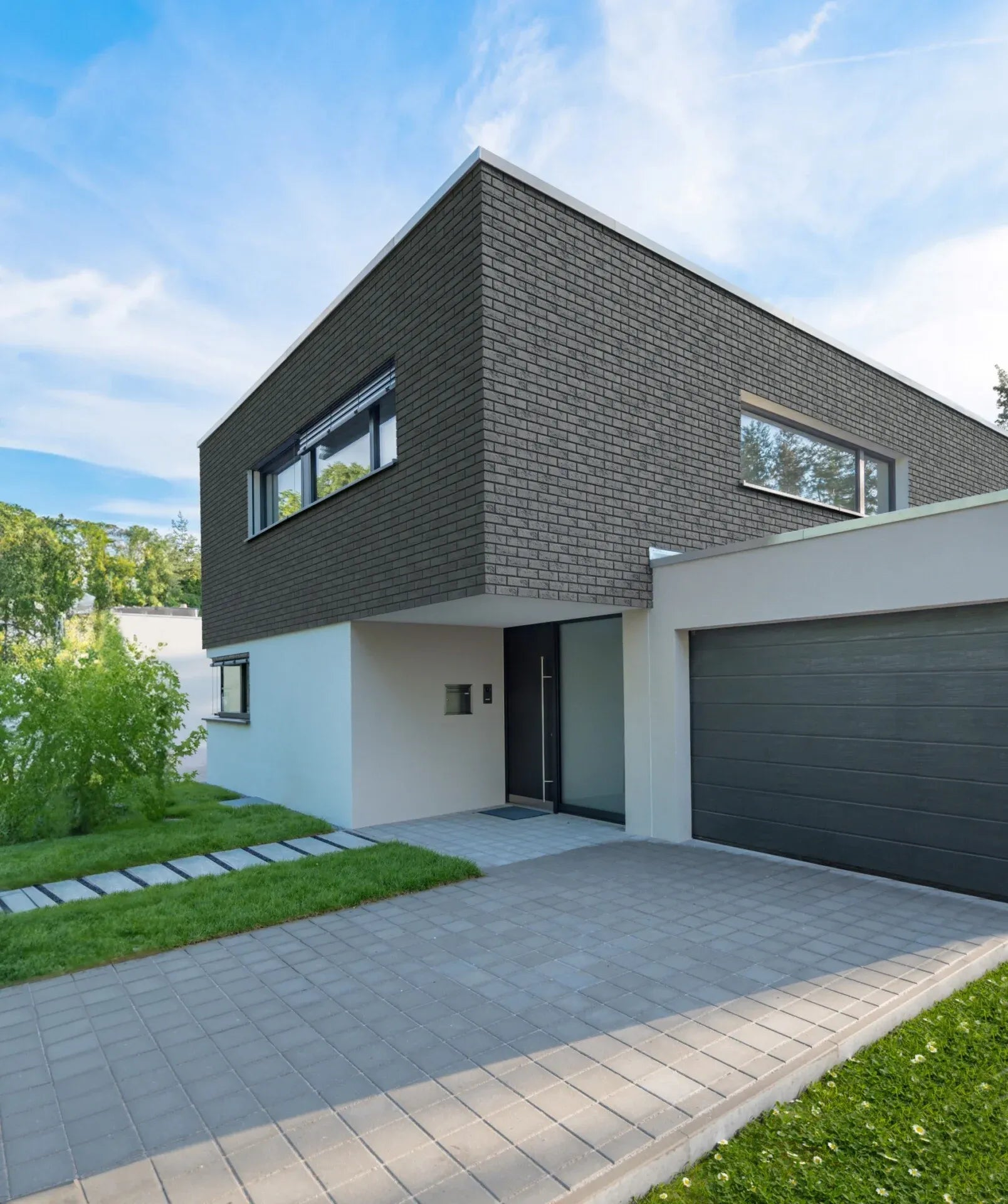 Brick Slips BOSTON Concrete Interior & Exterior - Box on a house outside wall Decormania UK