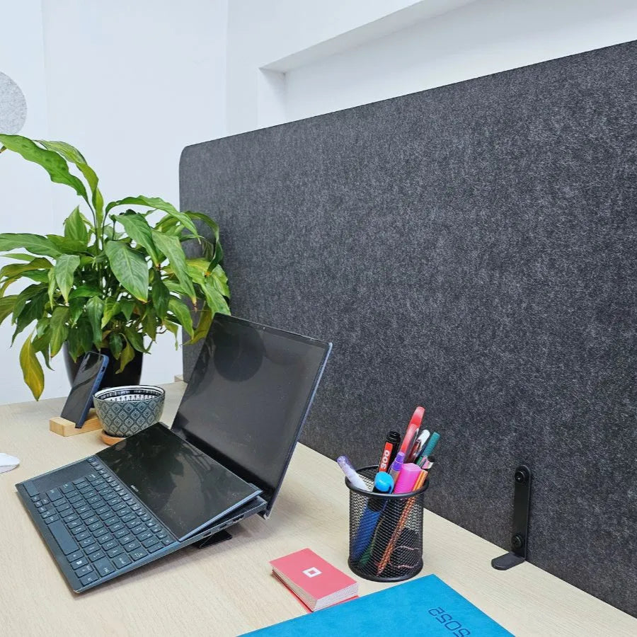Felt Privacy Screen - Acoustic Office Partition 60x60 in office interior DecorMania UK