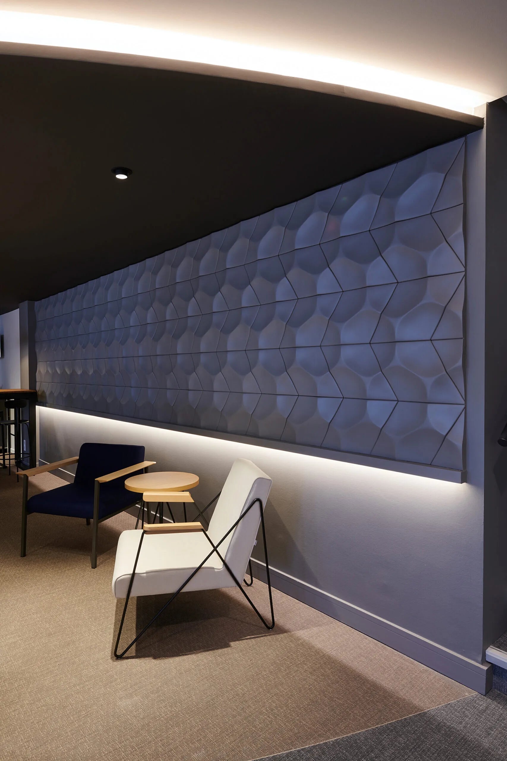 IL5 ARSTYL® 2m Ceiling Coving for LED Lighting in a modern interior | DecorMania UK