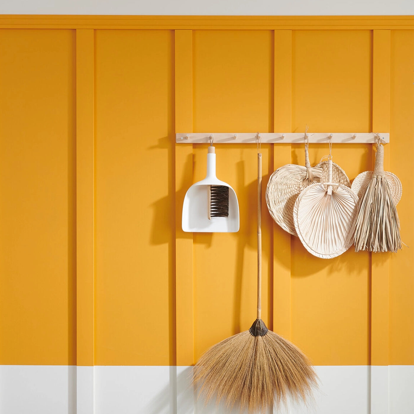 NOMASTYL® NMC 2m Ceiling Coving on yellow and white plain wall Decormania UK