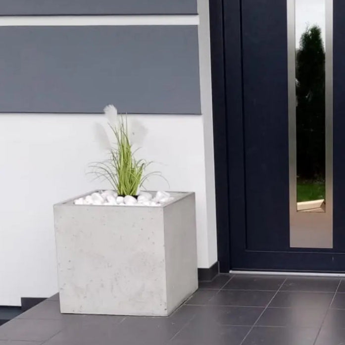 Outdoor Concrete Planters - Rectangle 50x120x50 cm next to the front door Decormania UK