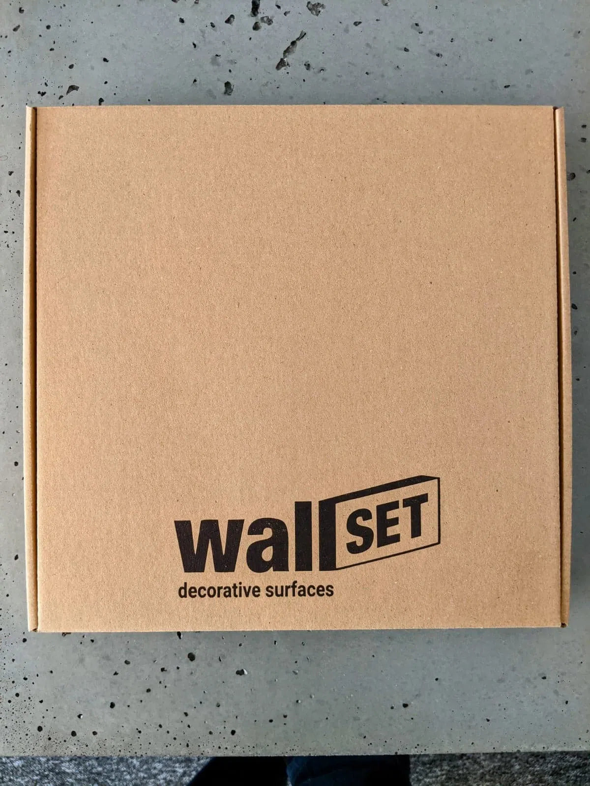 Wallset Concrete wall panel sample box 
| DecorMania UK