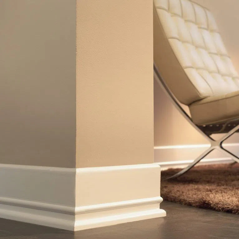 FD21 2M WALLSTYL SKIRTING BOARD on beige wall  | DecorMania UK 