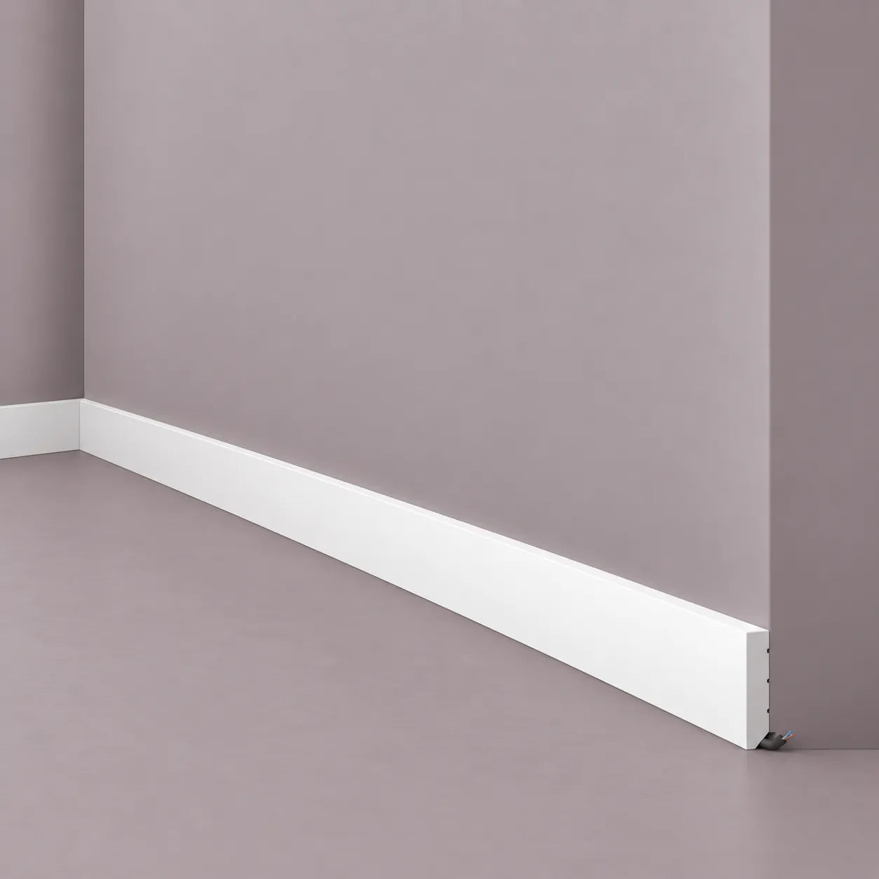 FT2F WALLSTYL white skirting board with clean modern profile