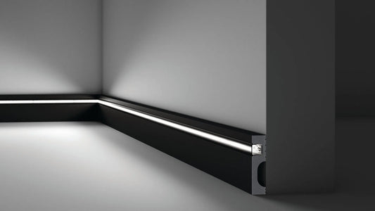 IL11 2M BLACK WALLSTYL SKIRTING BOARD - Skirtings with cable channel owner detail on a light-colored wall | DecorMania UK | DecorMania UK 