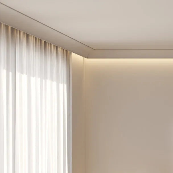 Close-up of IL18 WALLSTYL curtain profile with concealed curtain rail