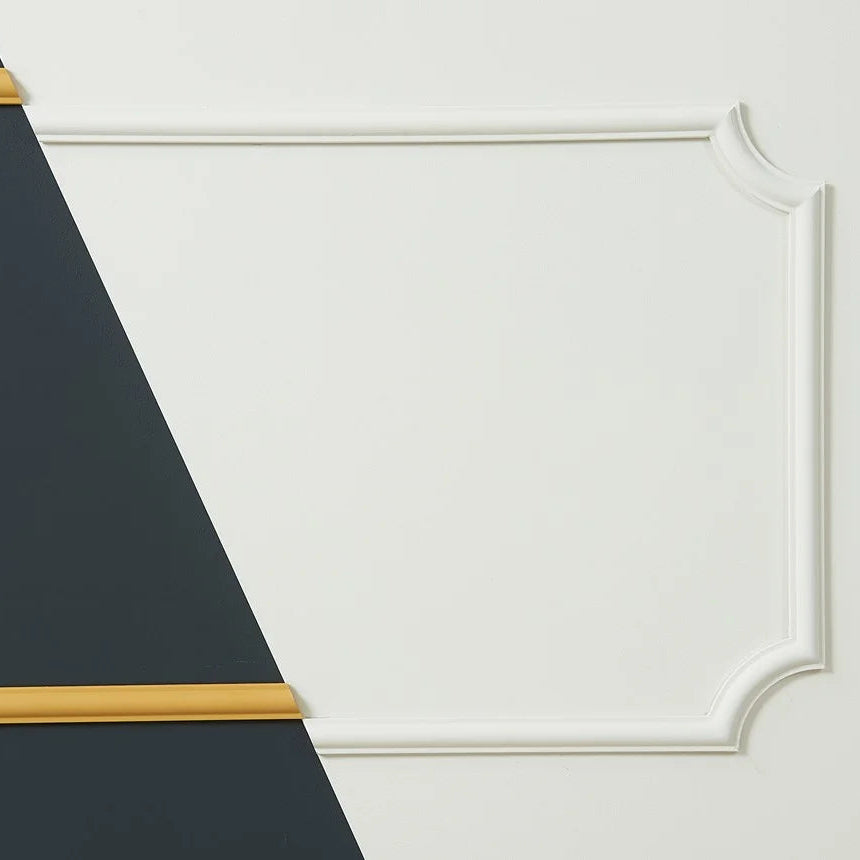 SP2-5 wall frame with curved corners in white and gold on a two-tone wall