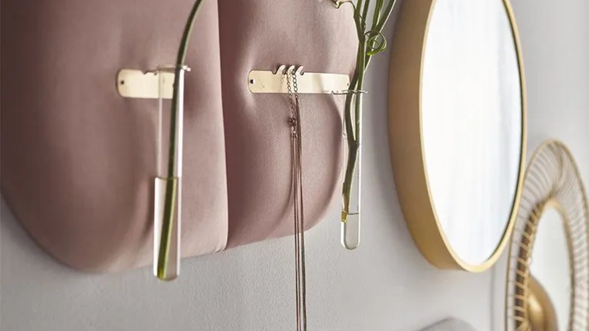 Upholstered wall panels pink set with clutter and mirror - DecorMania UK