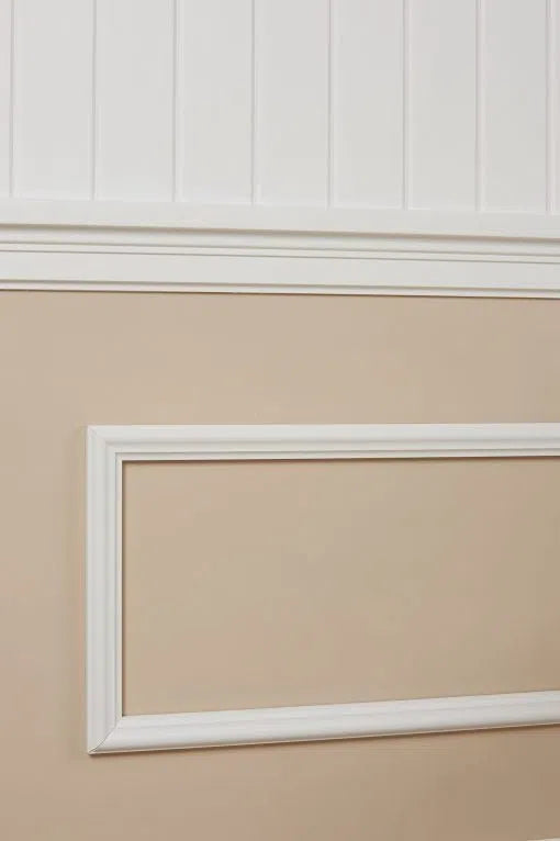 WL4 2M WALLSTYL ARCHITRAVE / DADO RAIL - Dado Rail and decorative wall panels with a beige and white color scheme | DecorMania UK 