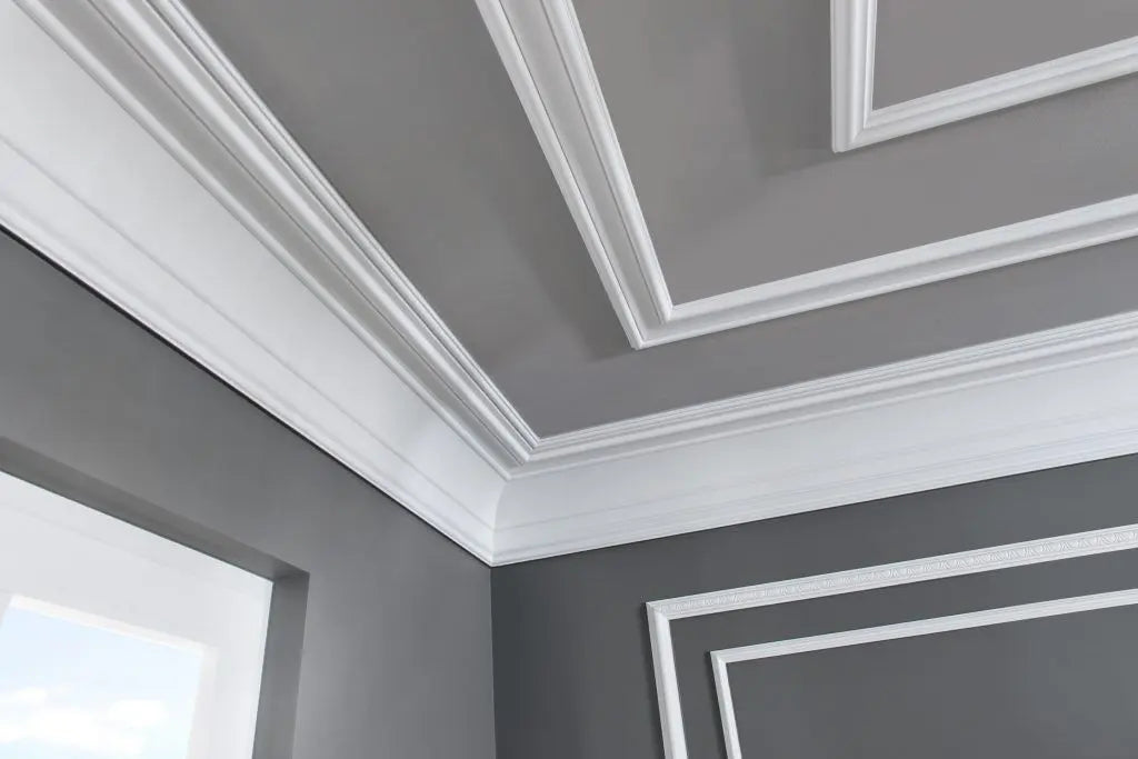 Z1550 2M ARSTYL DADO RAIL - Dado Rail on grey ceiling | DecorMania UK 