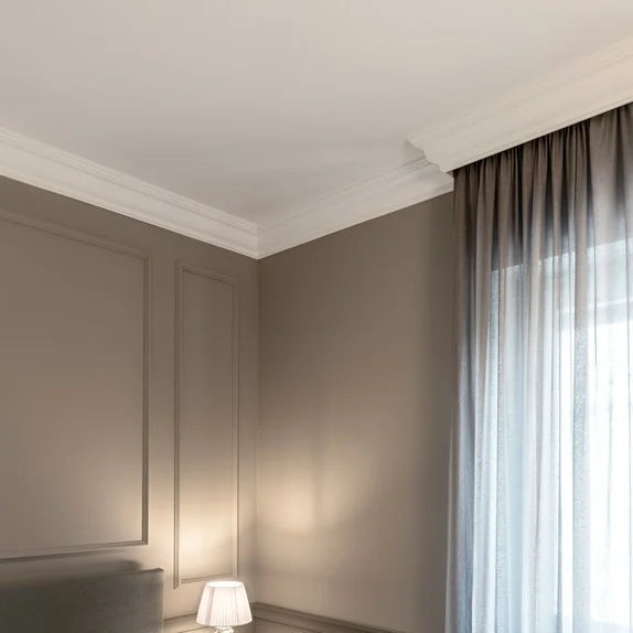 Z22 ARSTYL cornice moulding in an elegant grey bedroom interior