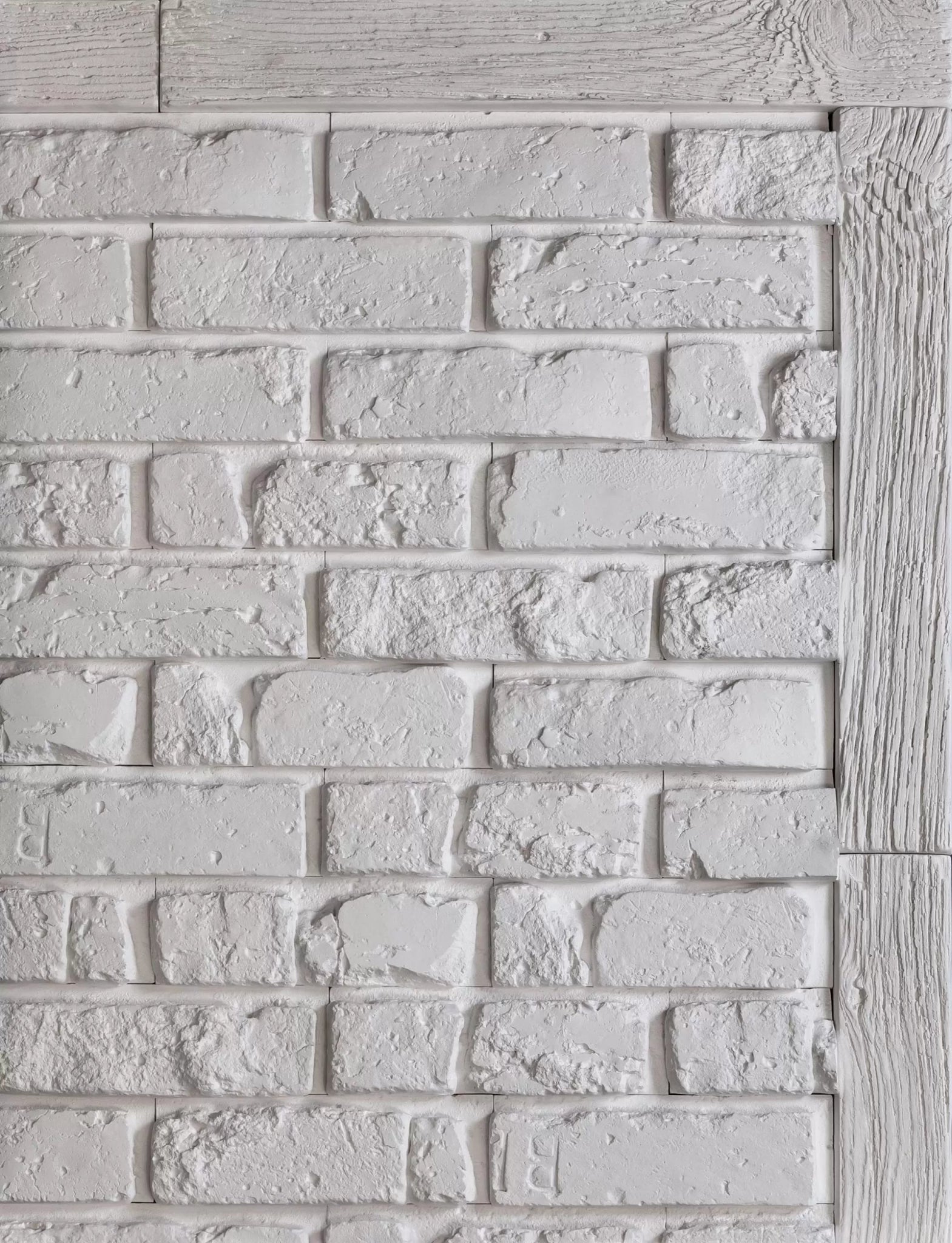 Old Brick - 3D Decorative Brick Wall With Grout combined with white wood Decormania UK 